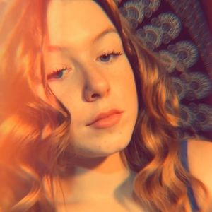 Meet your Posher, Hailey